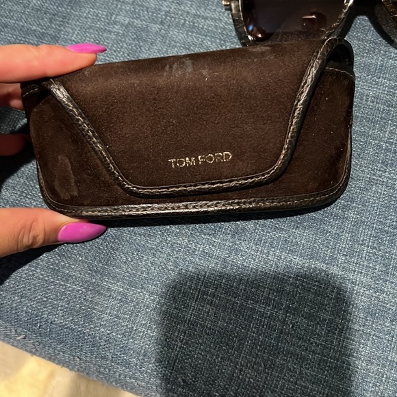 Flash sale!! Tom Ford sunglasses bundle - Picture 4 of 8